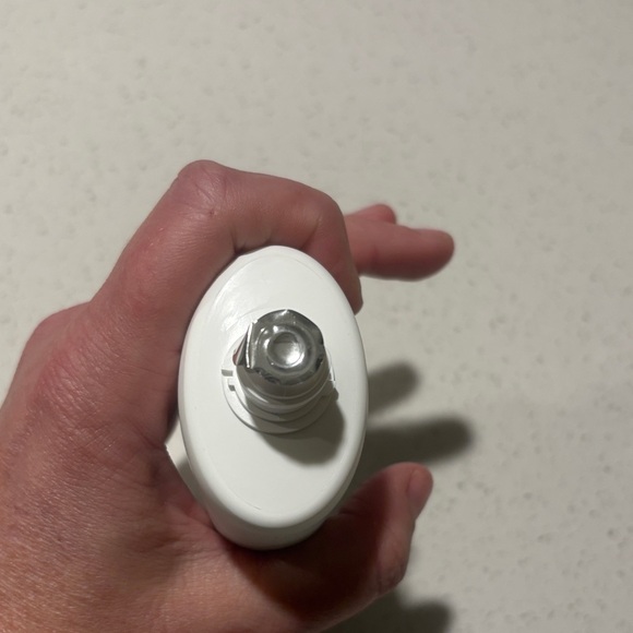 Centella Hyalu-Cica Moisture Cream - White - Picture 4 of 5